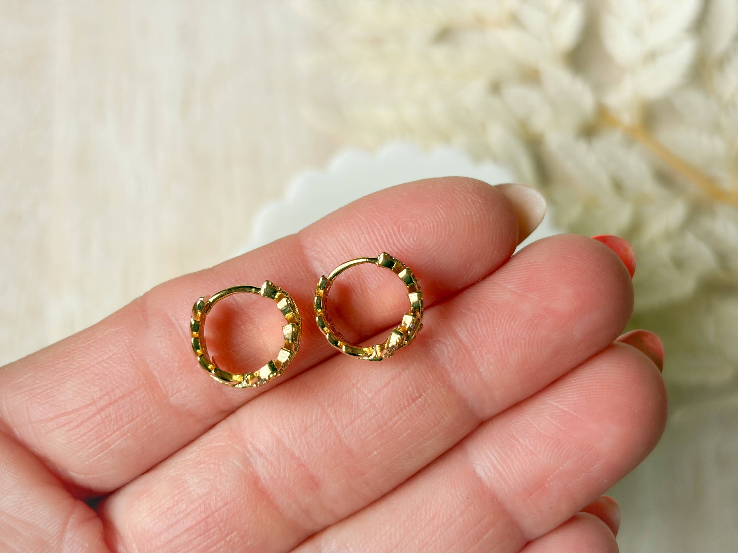 Olive Hoops