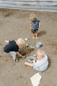 Seafoam Bucket with ocean characters