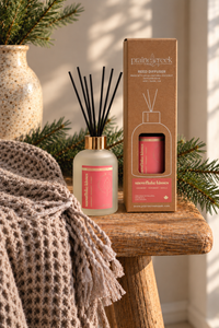 SNOWFLAKE KISSES | NON TOXIC REED DIFFUSER | HOLIDAY COLLECTION
