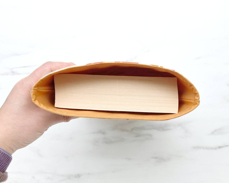 Harvest - padded book sleeve, book pouch