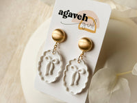 Cameo Bows