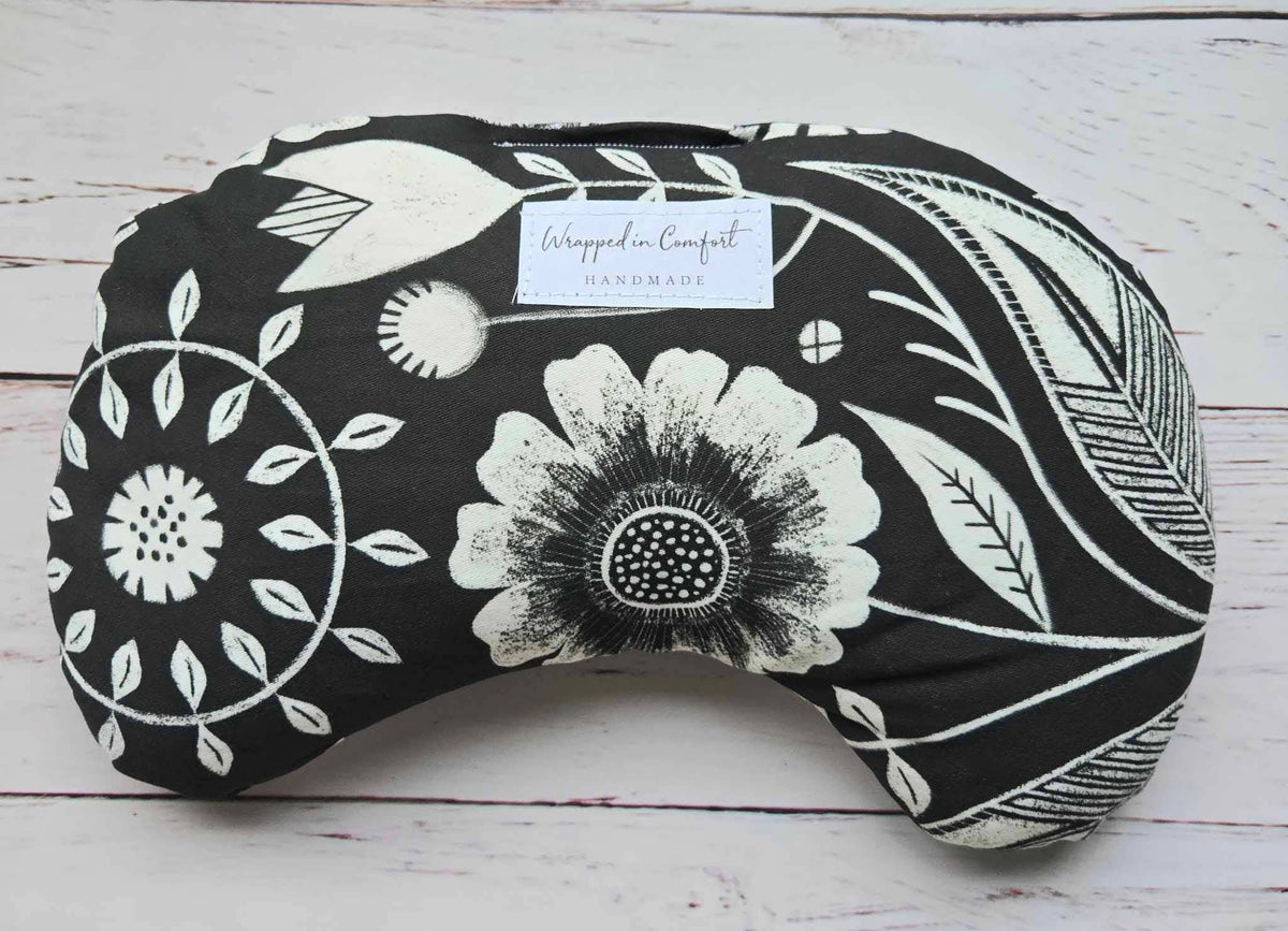Organic Cotton Heating Pad - Bean Shaped - Black & White Floral