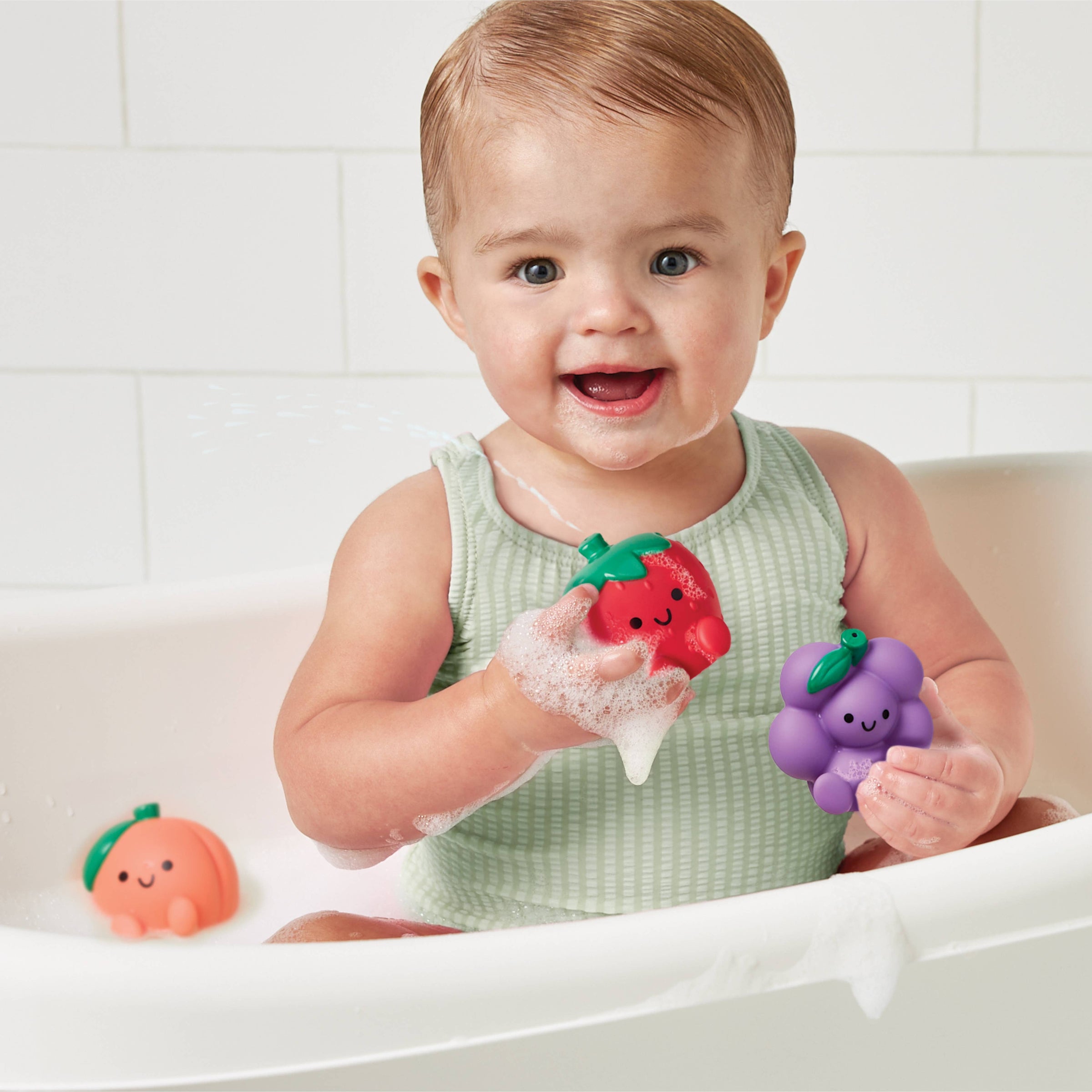 Itzy Splash Pals™ - Fruit Bowl