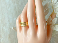 Feathered Ring
