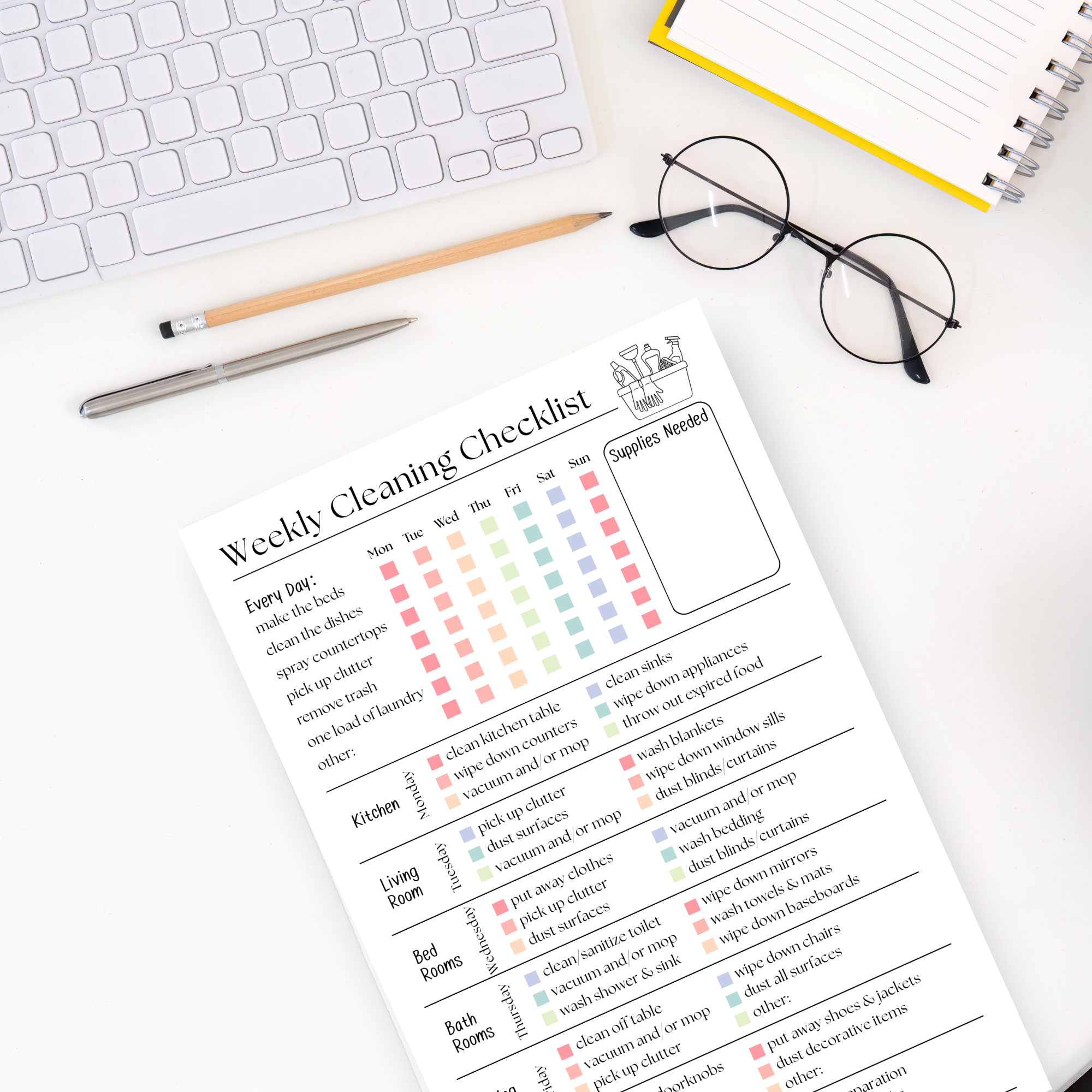 Weekly Cleaning Checklist: 50-Page Notepad