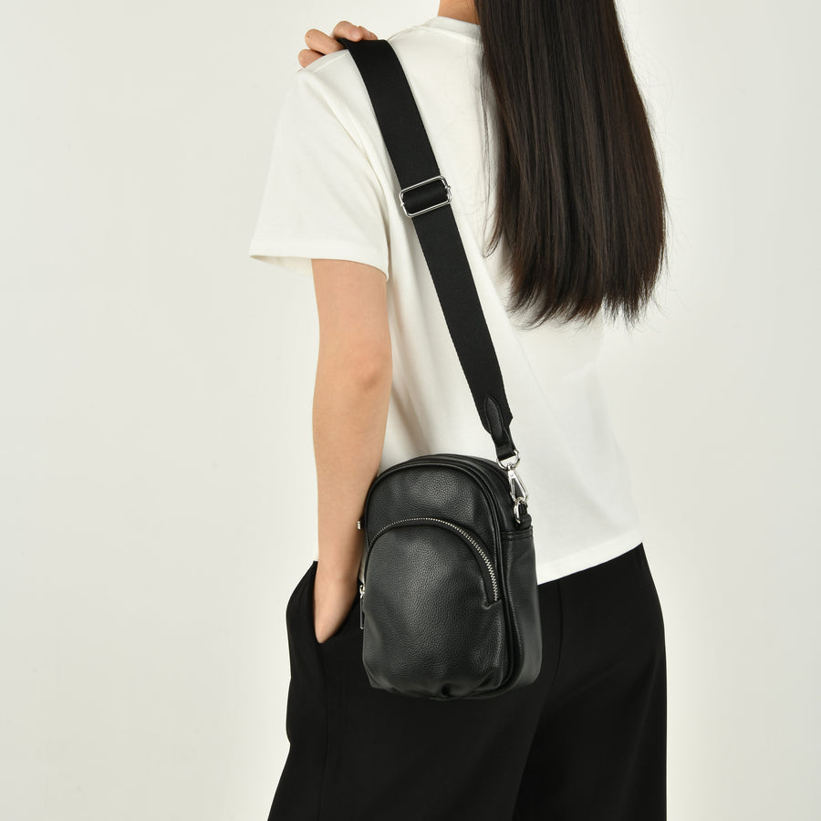 The 'ABIGAIL' Crossbody - Black
