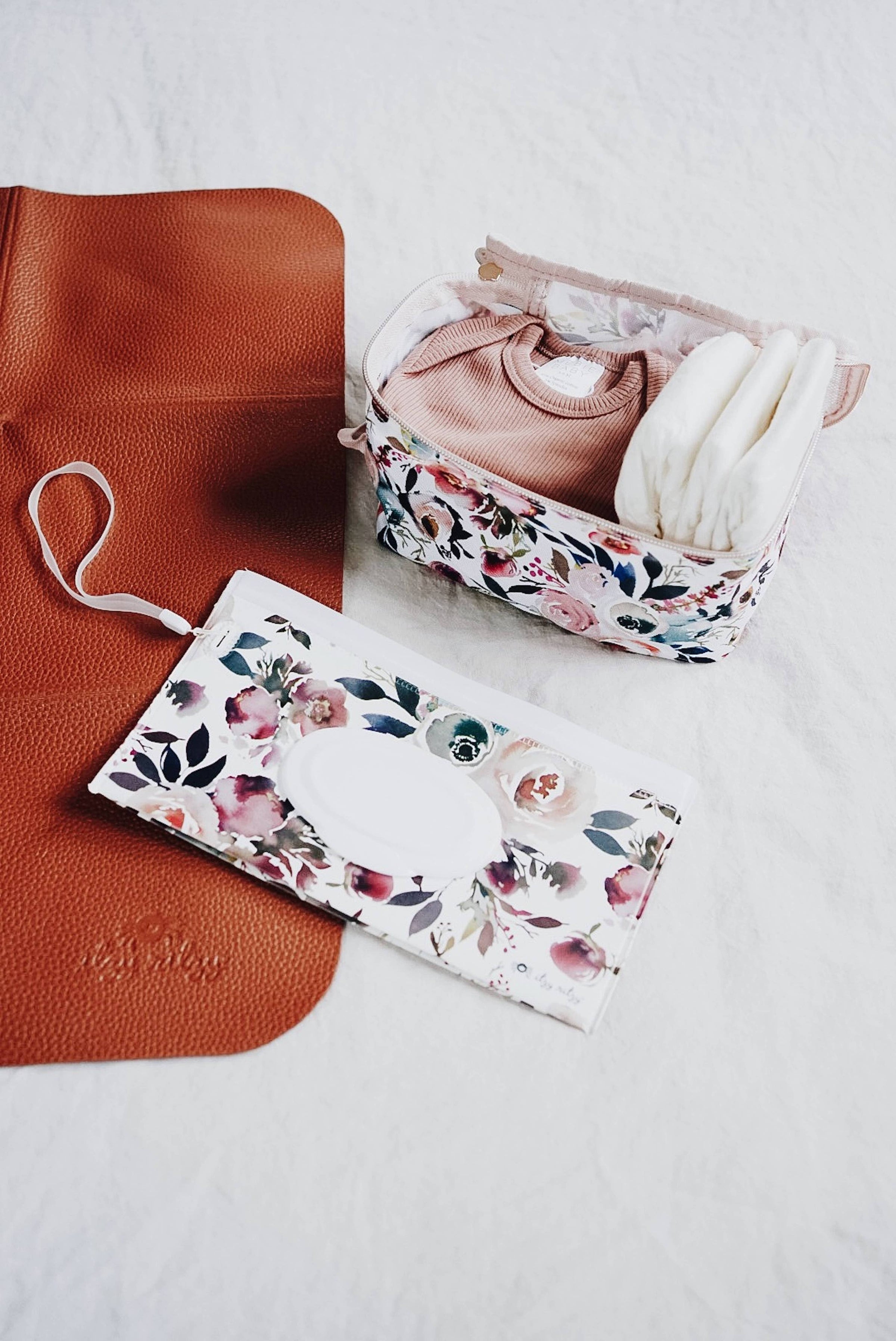 Take & Travel™ Pouch Reusable Wipes Case