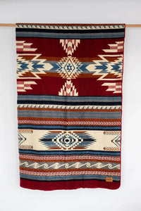 Maskuy Blanket -  Crimson Ridge