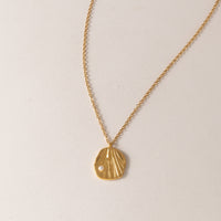 Cove Pearl Necklace - Gold