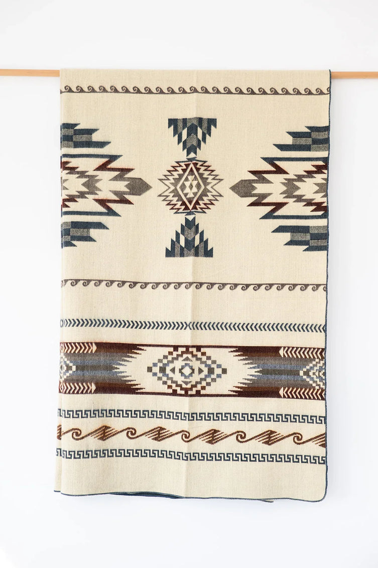 Maskuy Blanket -  Fireside Lodge