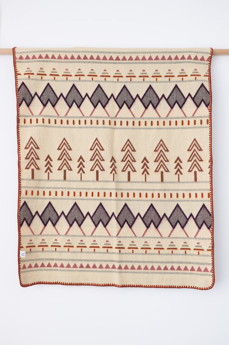 新品 everyone happy coincidence blanket HappyHauntingQuilt2_grande.jpg