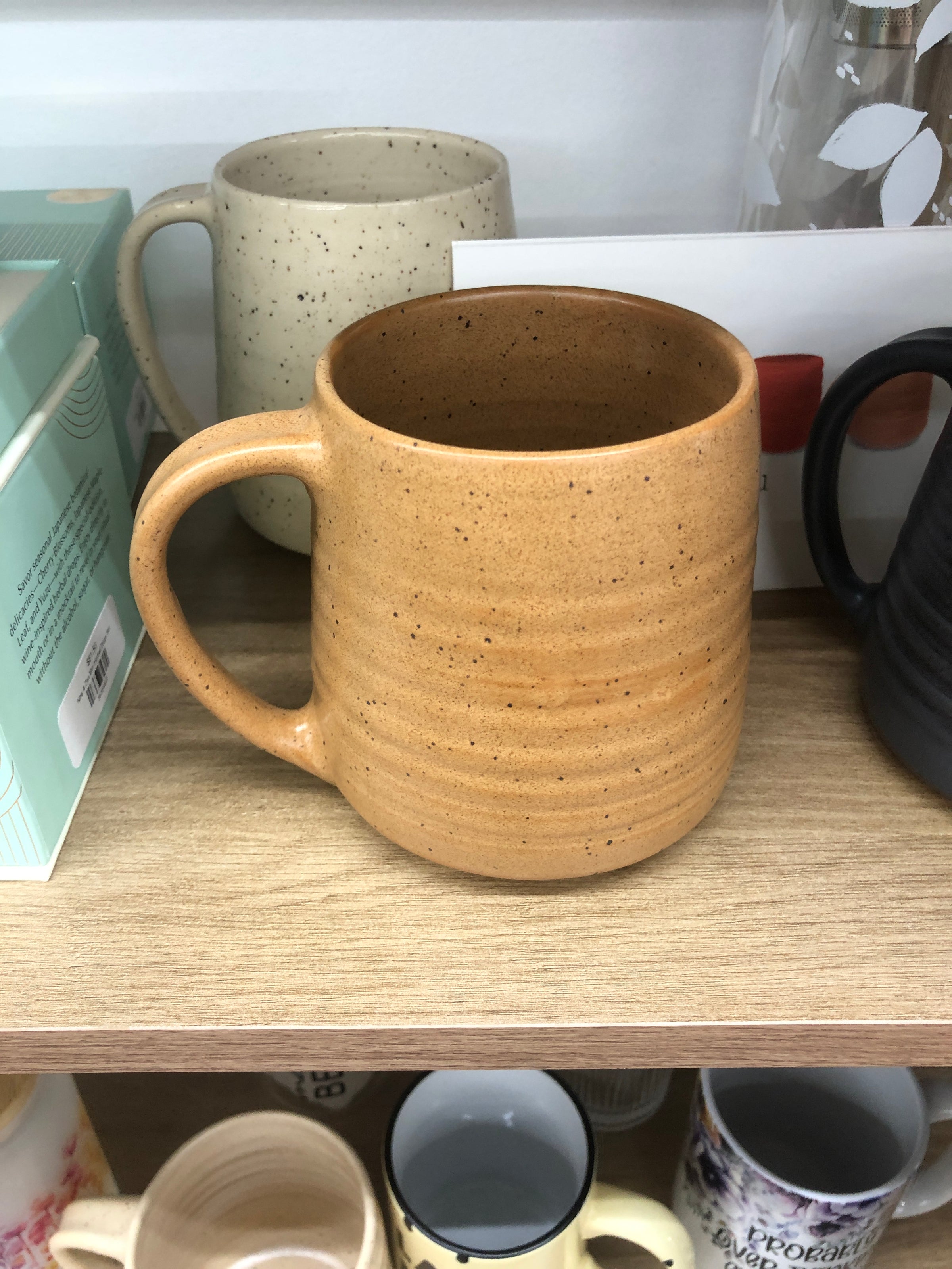 Pottery Mug - Caramel