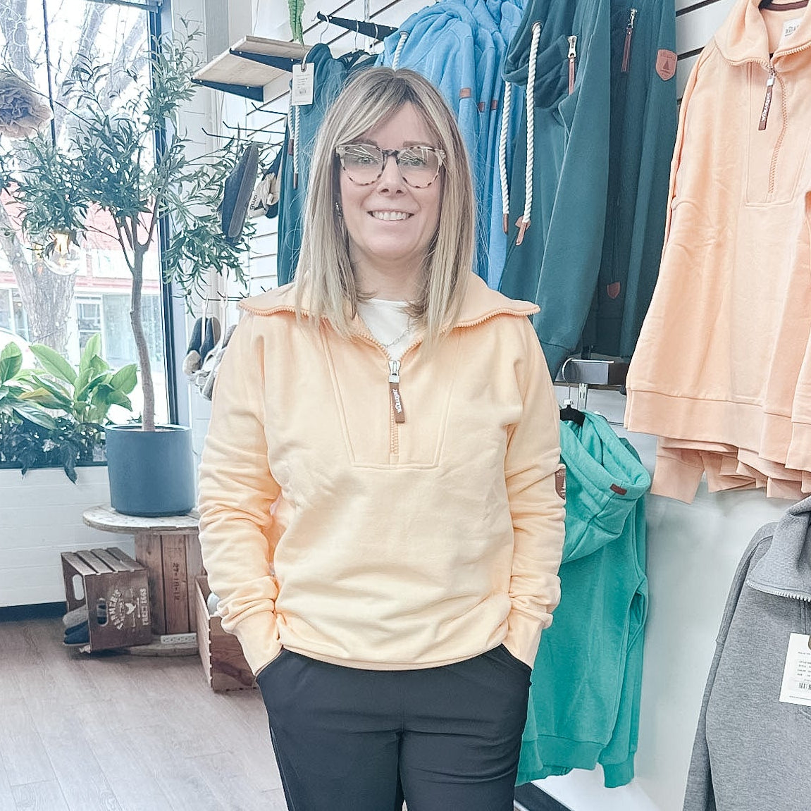 Padma Half-Zip Sweatshirt - Peach