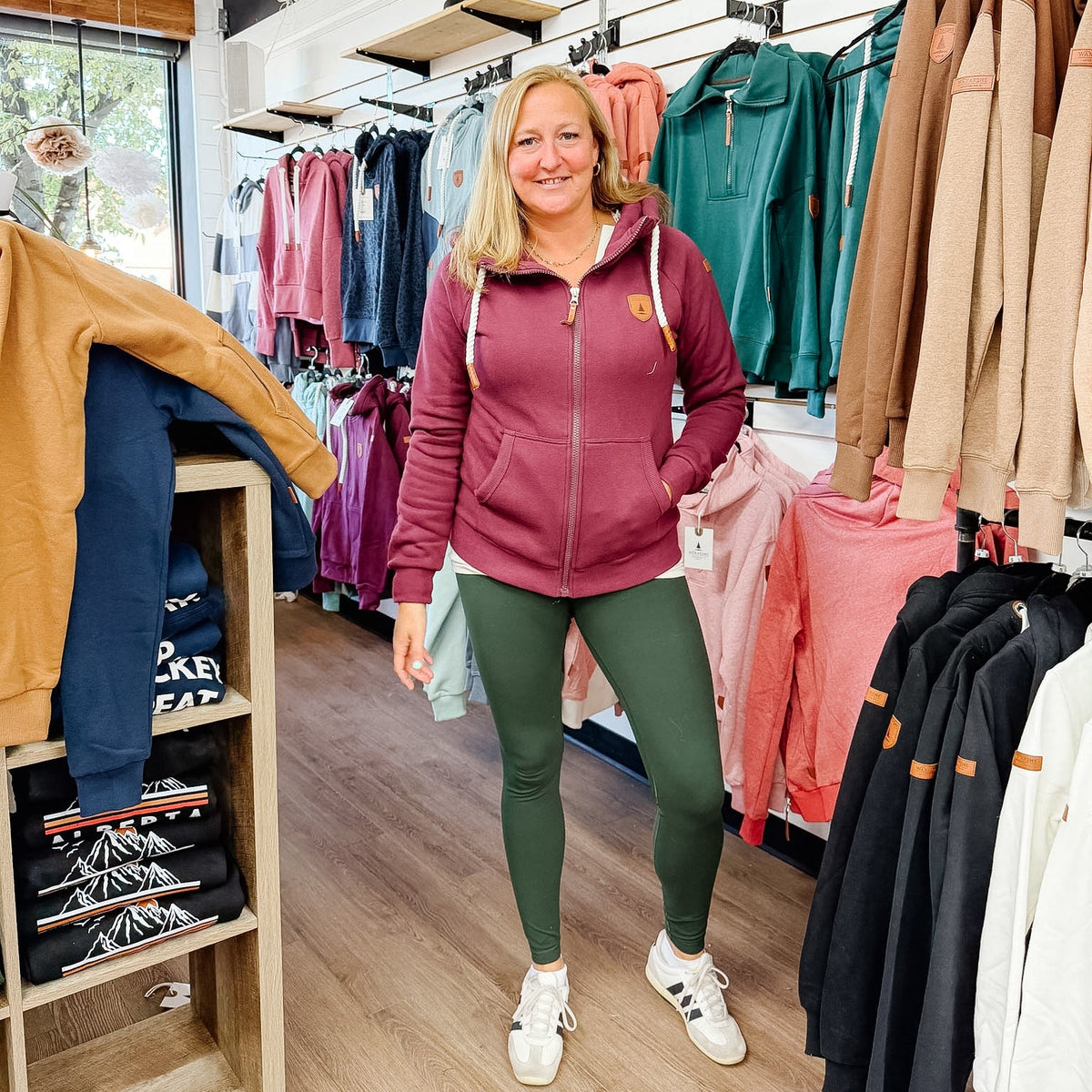 Hera - Women's Full Zip Hoodie - Aubergine