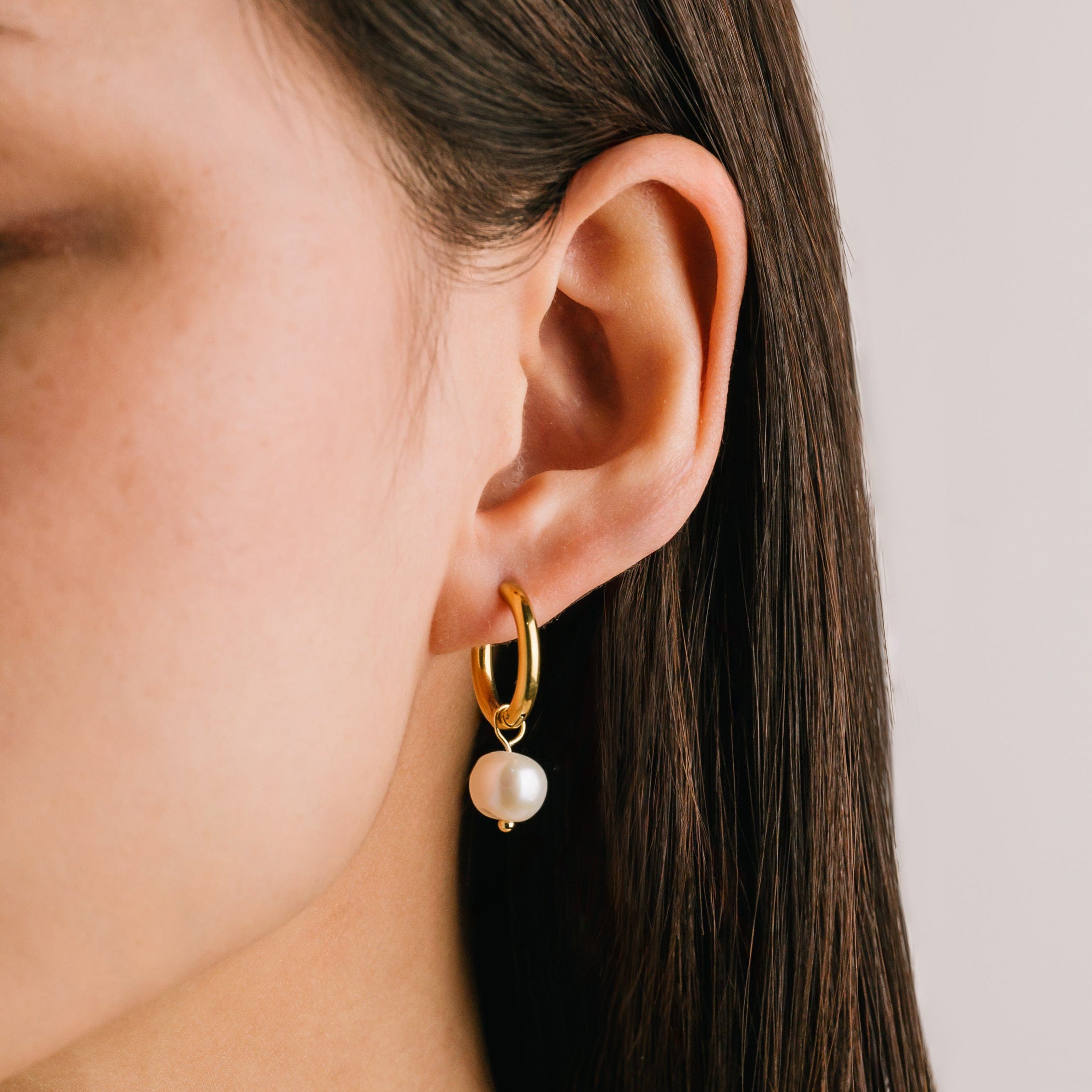 Oceane Pearl Hoops - Gold