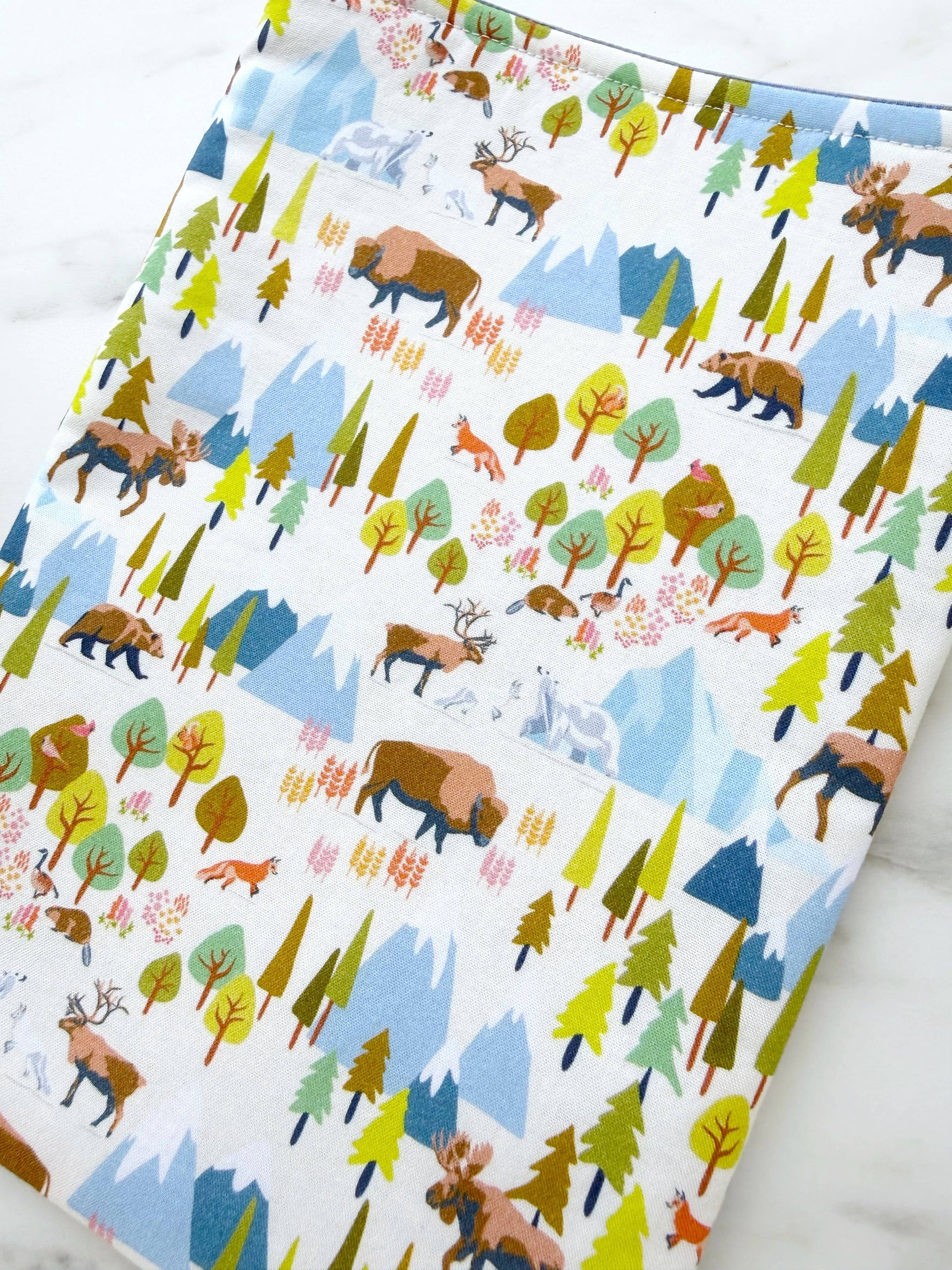 Canada coast to coast - padded book sleeve, book pouch