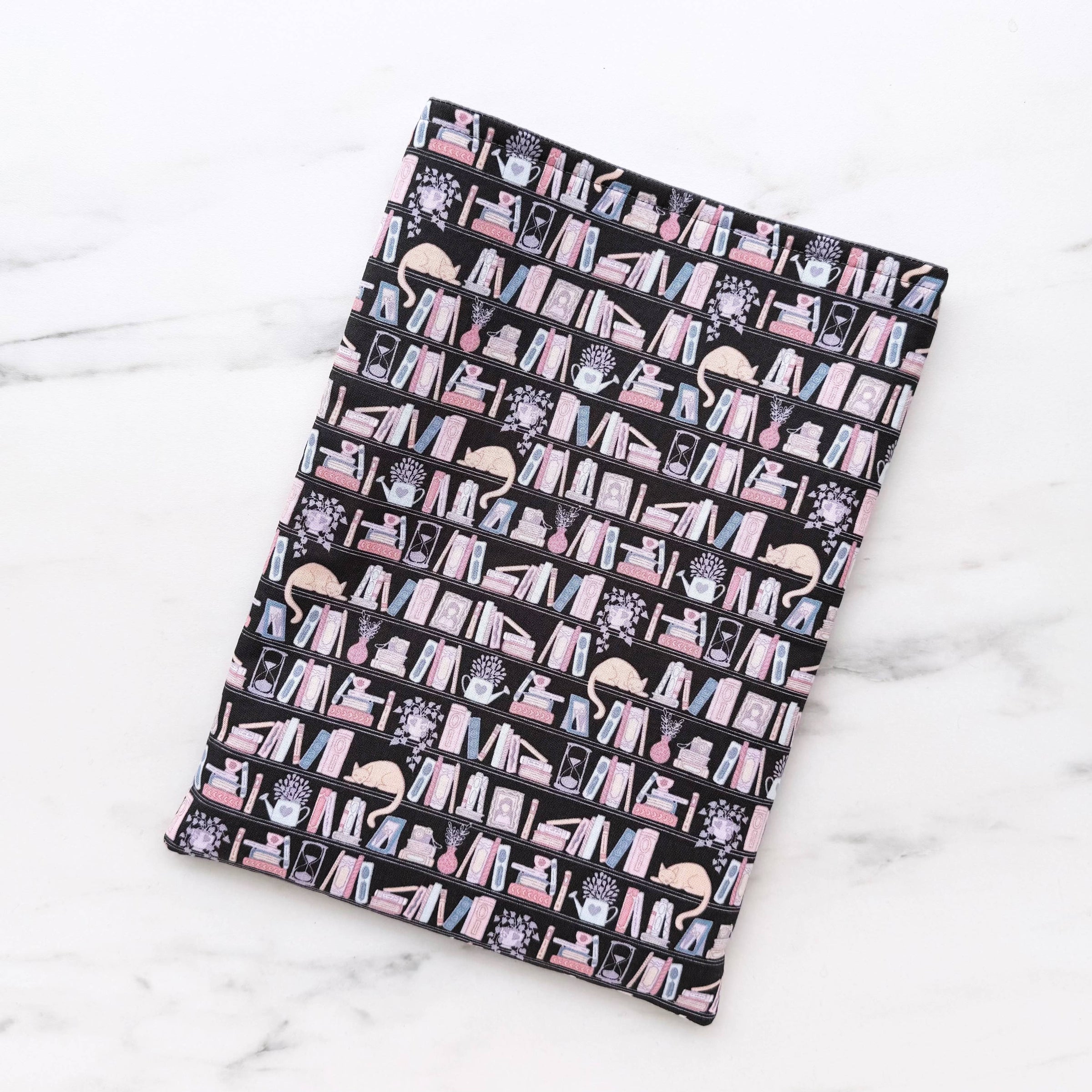 Book shelfie - padded book sleeve, book pouch