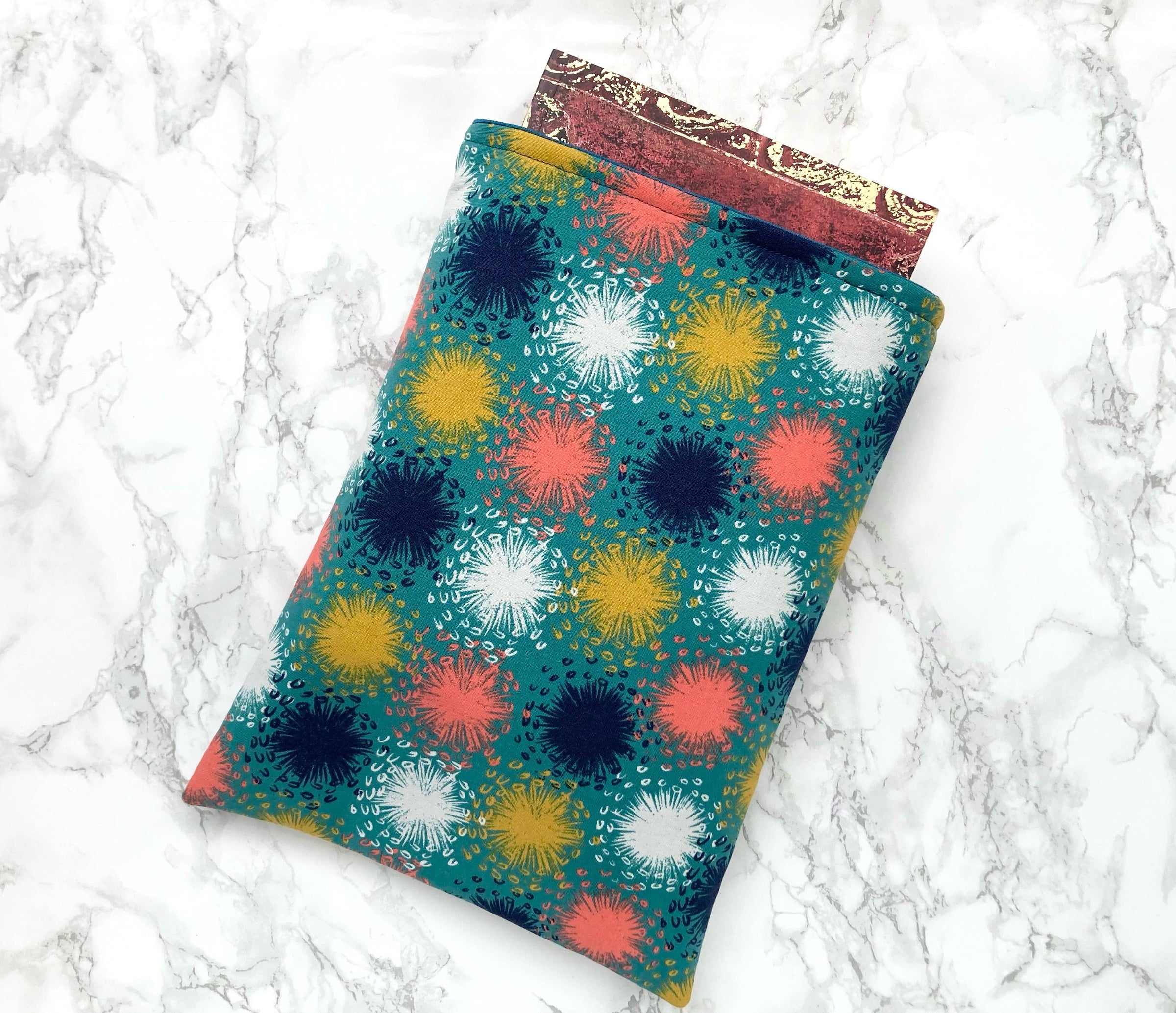 Splatter paint - padded book sleeve, book pouch
