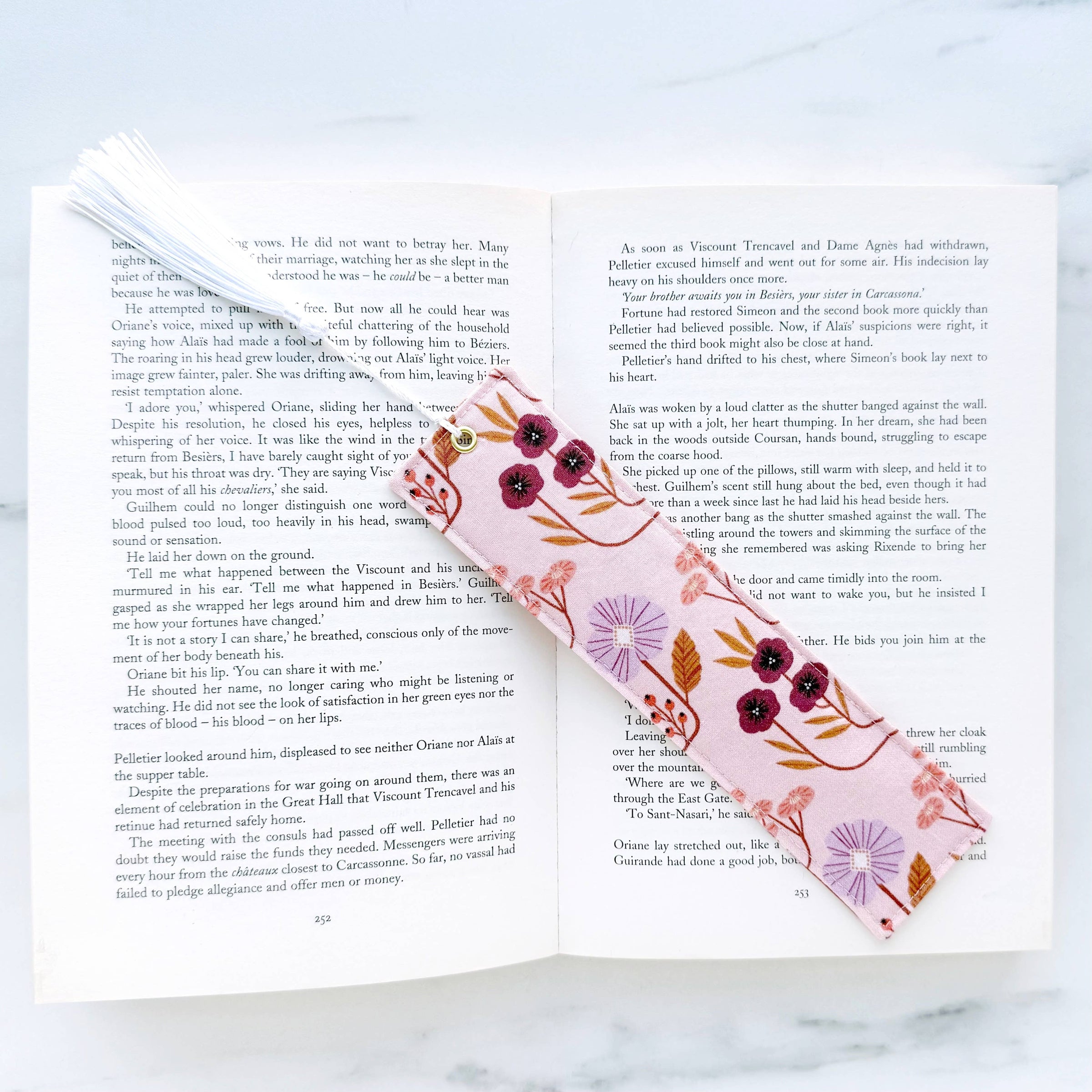Bookmark - floral trellis
