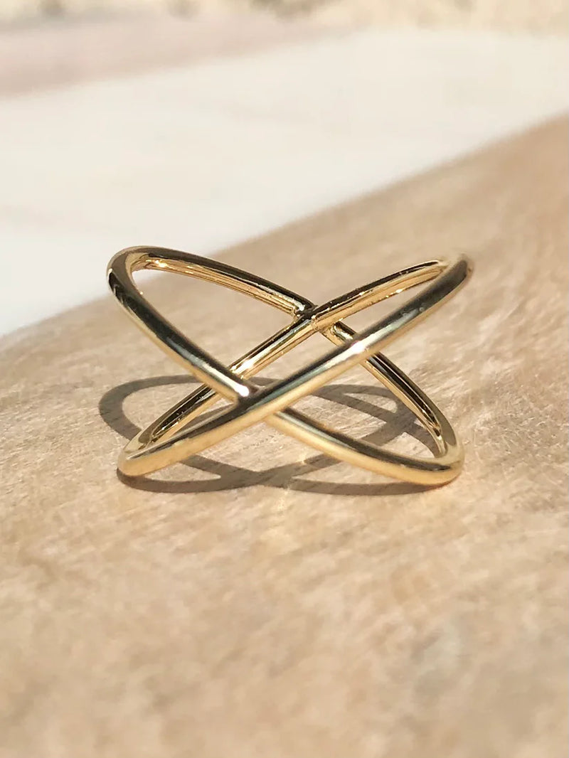 18K Gold Criss Cross Ring