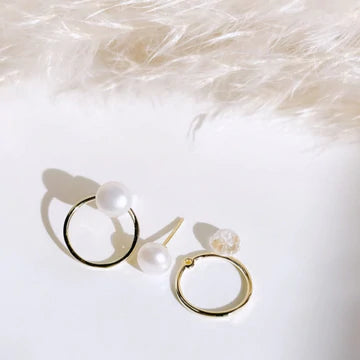 Pearl Hoop Huggers